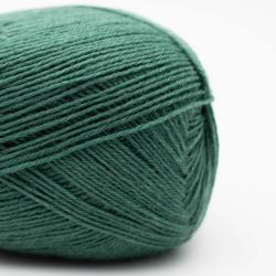Kremke Soul Wool Edelweiss classic 4ply 100g 						warm green						